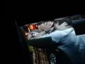 《变形金刚》男主角希亚街头被痛扁引众人围观